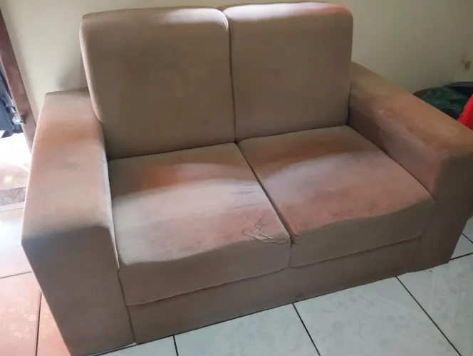 Vende sofá 2 lugares