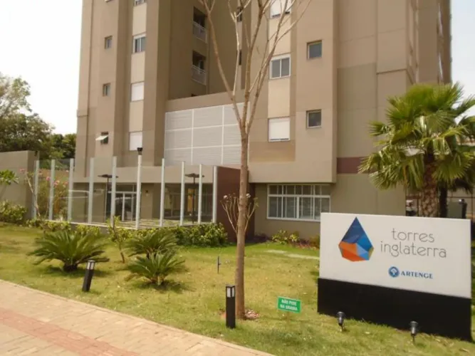 Apartamento no condomínio EDIFICIO TORRES DE INGLATERRA em Presidente Prudente