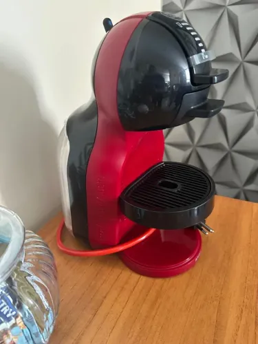 CAFETEIRA ELÉTRICA DOLCE GUSTO 127Wts