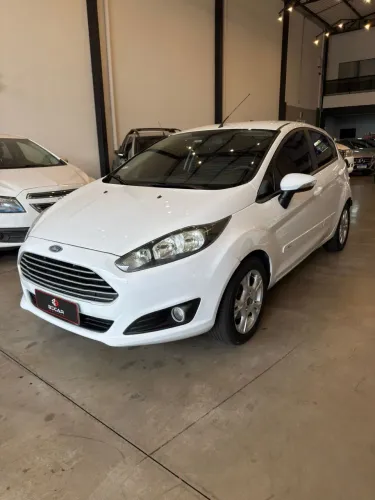 Ford Fiesta 1.6 16V Flex Aut. 5P 2015
