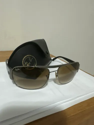 Ray ban original R$ 250 