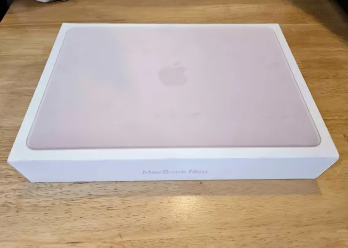 Macbook Neo. Novo. Lacrado