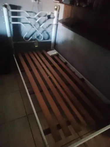 Cama solteiro aço e colchão d45