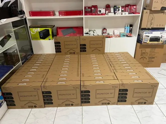 "Lote de Monitores" ou "Ideal para Escritório / Lan House"