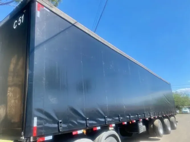 Carreta Asa Delta Randon 2011 lona nova