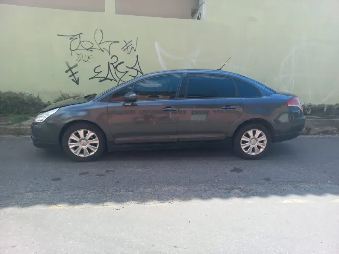 Citroen C4 Pallas GLX 2.0/ 2.0 Flex Aut. 2013