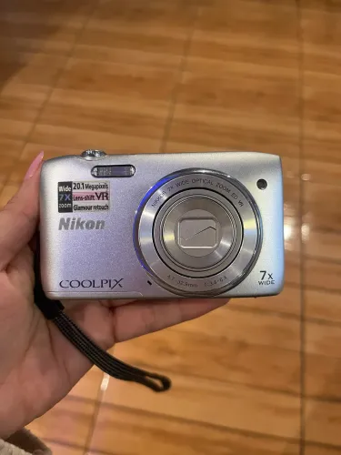 Nikon Coolpix s3500 LEIA A DESCRIÇÃO 