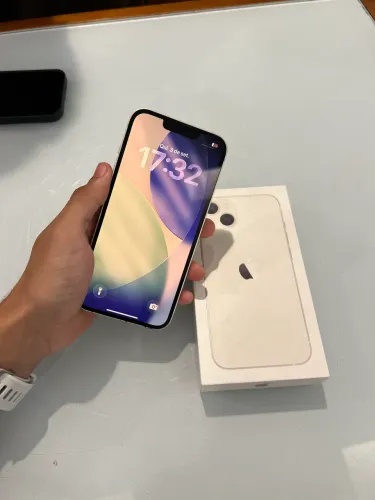 iPhone 13 128GB