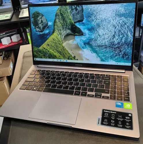 Samsung Galaxy Book 4 Core 5 120u Geforce Mx 570a 4gb