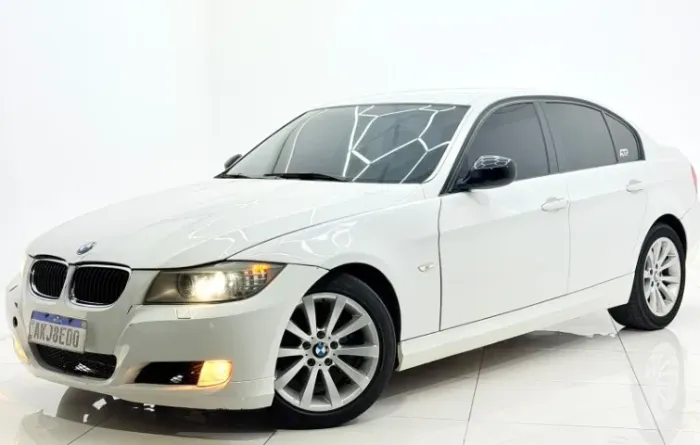BMW 320I A 2010