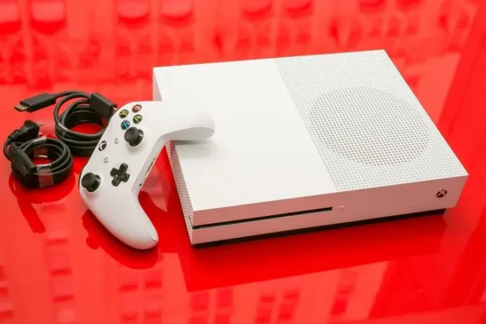 Xbox One S