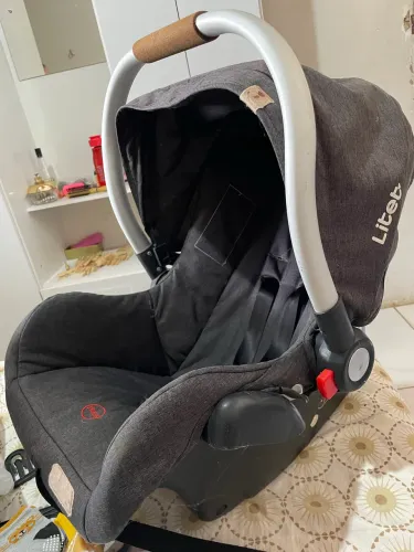 Bebê conforto 