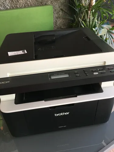 Impressora Brother a Laser multifuncional