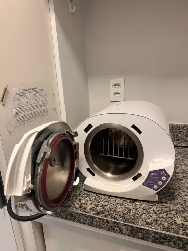 Autoclave Amora Cristofolini 4 litros, ótimo estado!