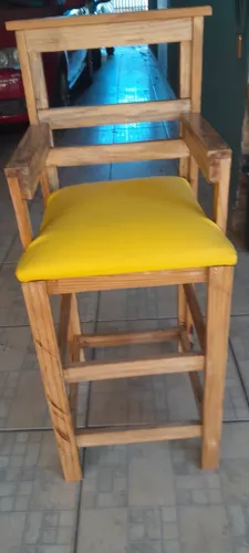 Cadeirão infantil artesanal 