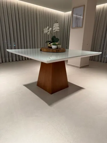 Mesa Jantar