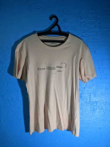 Camisa básica bege/salmão