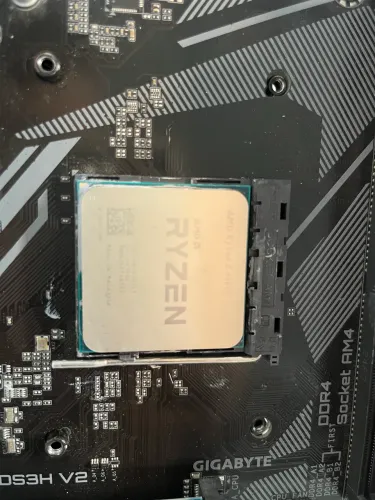 Ryzen 5 4600g with redeon graphics