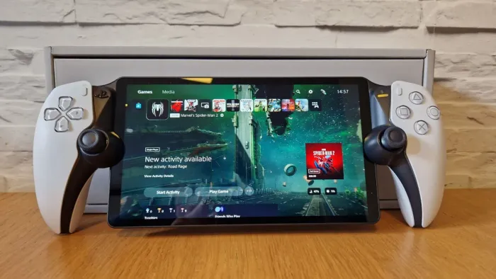 PS Portal + hard case 