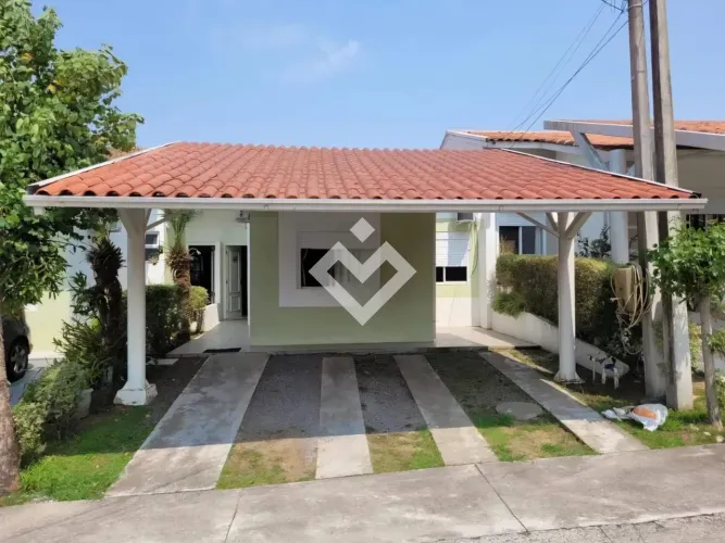 Casa em Condomínio 3 dormitórios à venda Cerrito Santa Maria/RS