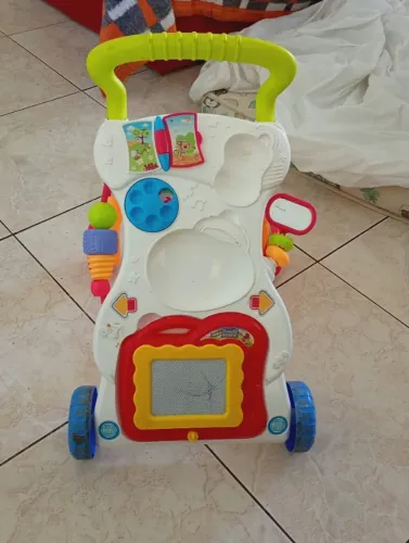 Carrinho andador 