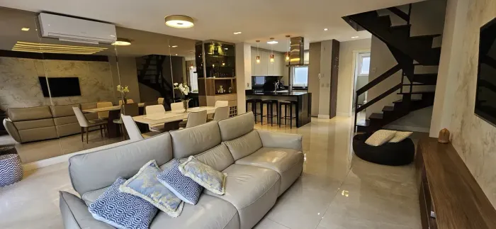 Casa de condomínio para venda com 196 metros quadrados com 3 quartos