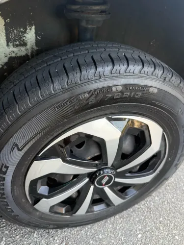 Aro 13 com pneu de calota