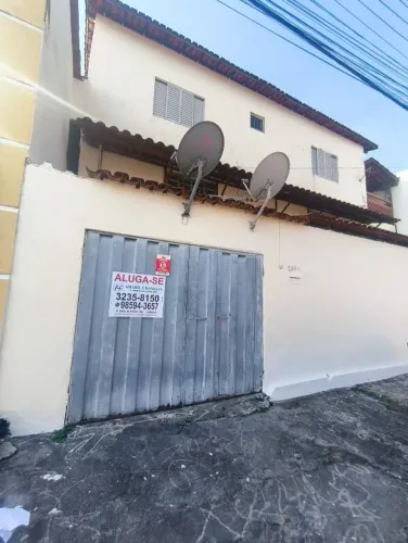 Casa de 2 quartos na frente (Parte de baixo) | Salgado Filho BH | 1 vaga