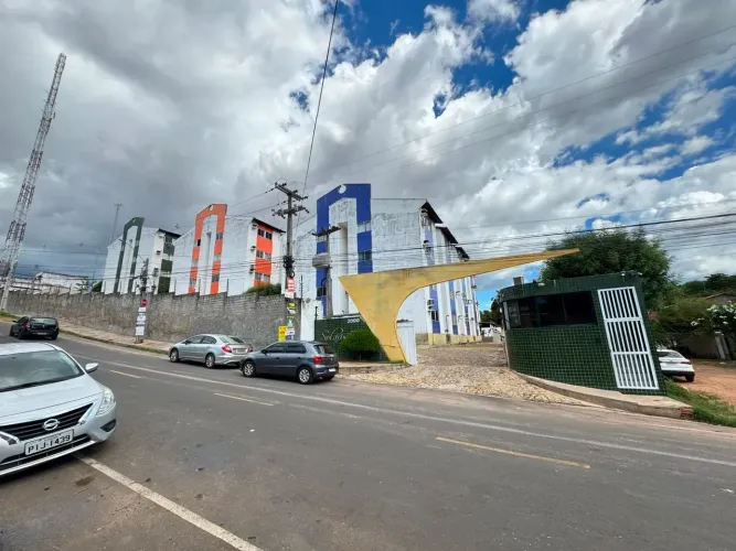 Apartamento bem localizado no Bairro cidade nova - Condominio Solares Residence II