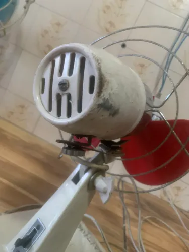 ventilador de mesa antigo Arno c/ defeito