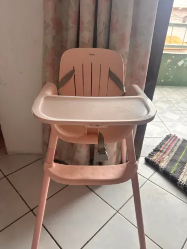 Cadeira de alimentação