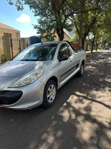 Peugeot Hoggar X-line 1.4 Flex 8V 2P 2012