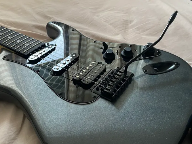 Guitarra Tagima Sixmart + acessórios