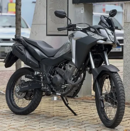 HONDA SAHARA 300 2025