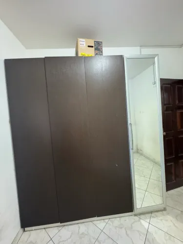 Guarda roupa casal médio/ usado 