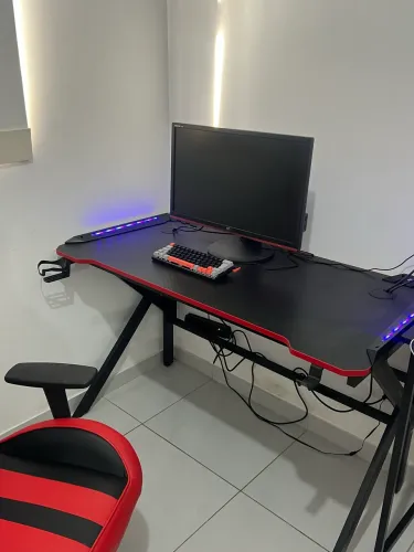     Kit Gamer Completo - Mesa, Cadeira, Monitor e Teclado
