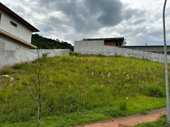 Lote/Terreno em Condomínio Itaporã