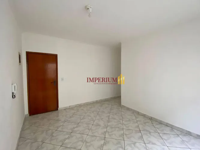Apartamento com 1 dormitório para alugar, 50 m² por R$ 1.668,80/mês - Vila Bandeirantes -