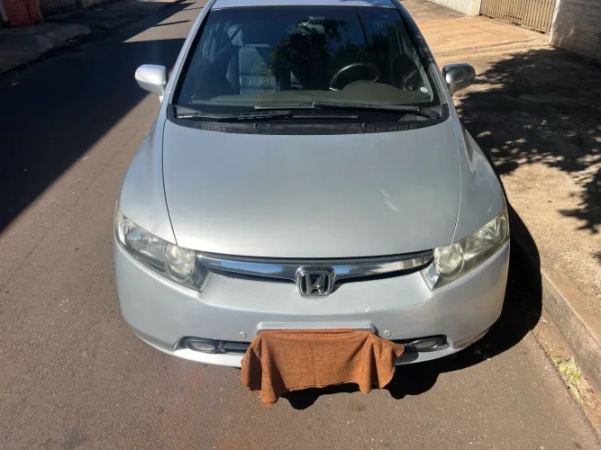 Honda Civic Sedan EXS 1.8/1.8 Flex 16V Aut. 4P 2008
