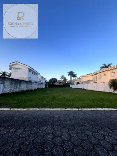 Lote / Terreno em Jardim Acapulco - Guarujá