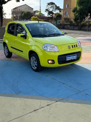 Fiat Uno Vivace Celeb. 1.0 EVO F.flex 8V 5P 2012