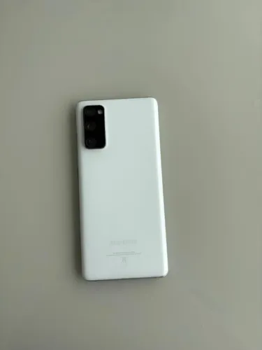 Smartphone Samsung Galaxy S20Fe 128GB Branco (Usado)
