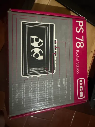 Walkmam CCE PS 78 ITEM DE COLECIONADOR,NÃO TEM OS FONES E NÃO SEI SE FUNCIONA
