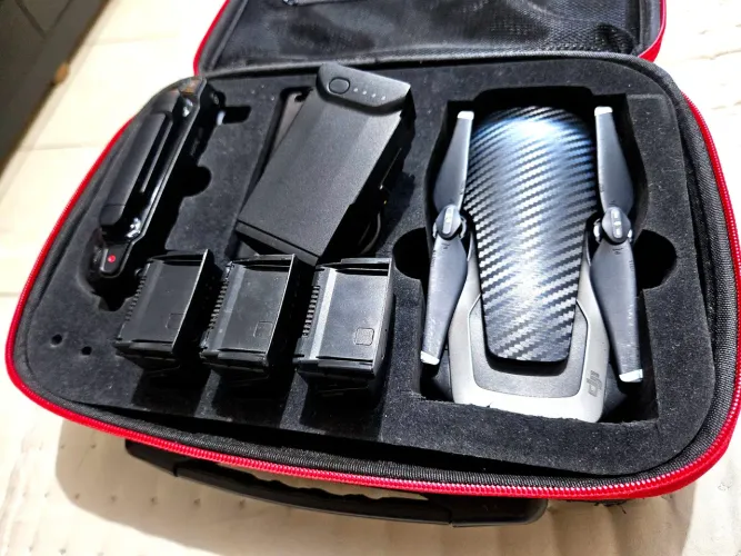 Kit com 3 drones da dji todos com combo fly more