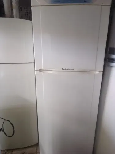 Geladeira Gelo Seco 