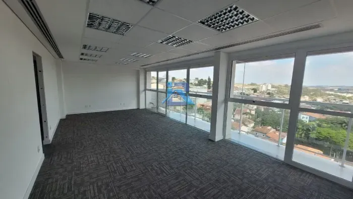 Sala Comercial de 137,34 m² no Forum 200, Itatiba - Excelente Oportunidade de Negócio