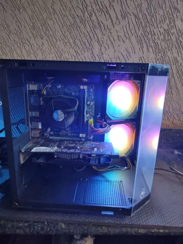 Computador gamer i7 com 16 gigas e placa de vídeo