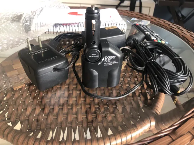 Dc socker adapter