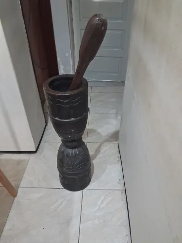 Pilao em madeira