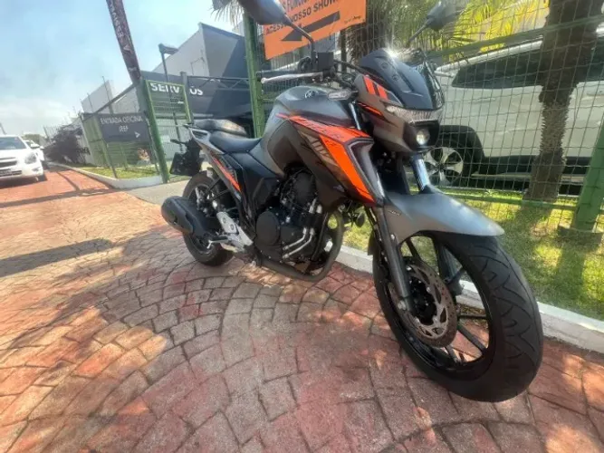 Fazer FZ25 Connected